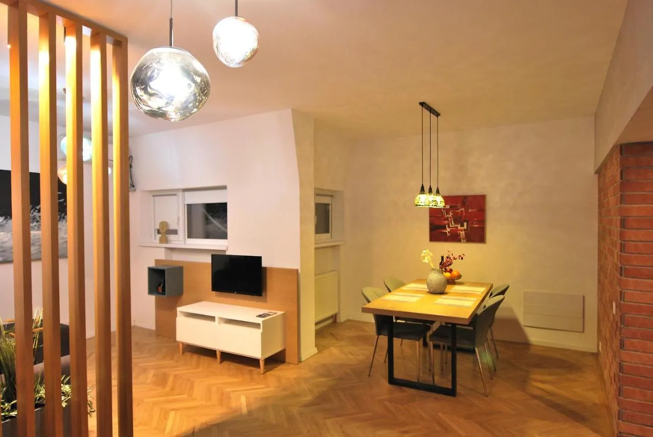 New Apartment In Berindey Villa - Historical Center, Universitate Bukurešť Rumunsko